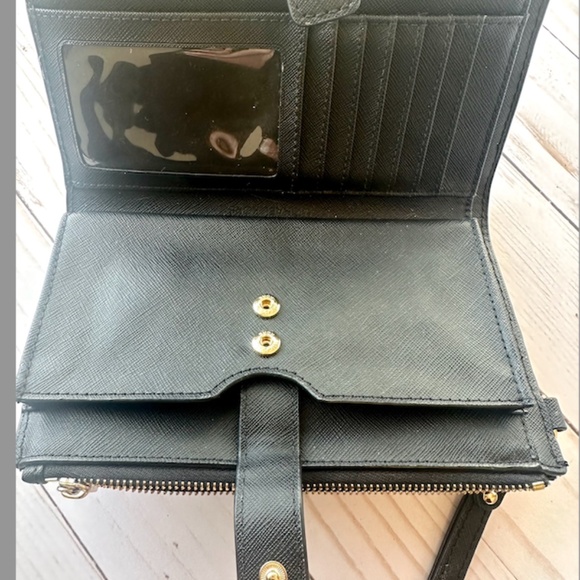 Michael Kors Jet Set Large Leather Smartphone Wristlet Wallet - Picture 7 of 7